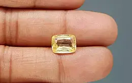 Ceylon Yellow Sapphire - 3.73 Carat Limited Quality CYS-3943