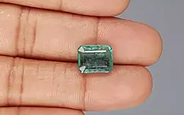 Zambian Emerald - 5.97 Carat Rare Quality EMD-9502