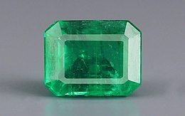 Zambian Emerald - 6.64 Carat Rare Quality EMD-9773